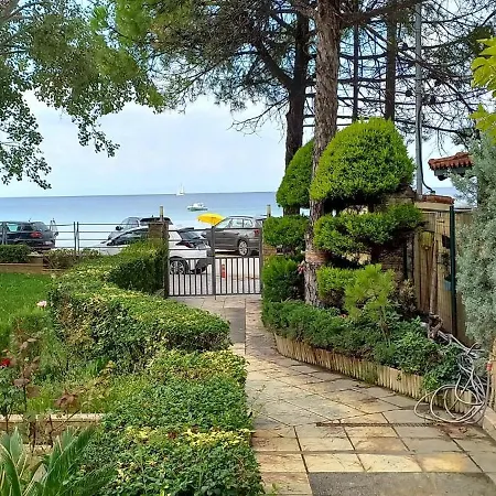 Bay Maisonette * Νικήτη