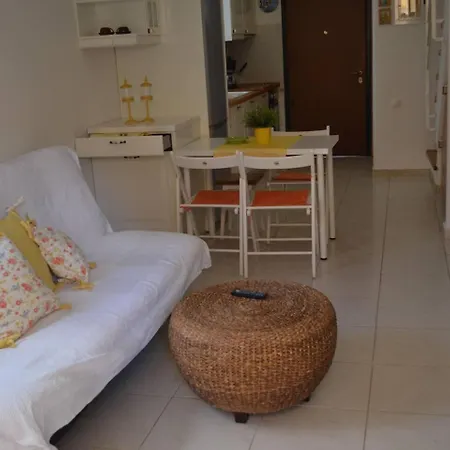 Bay Maisonette
